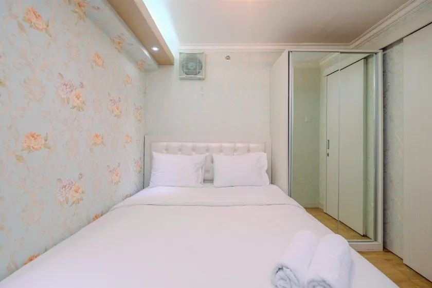 Cozy Stay 2BR Bassura City Apartment - Image 1
