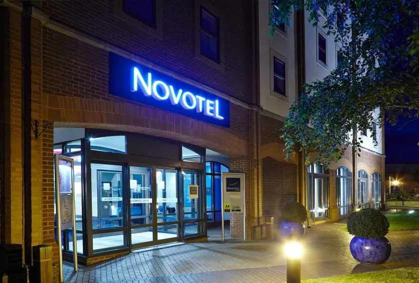 Novotel Ipswich Centre - Image 1