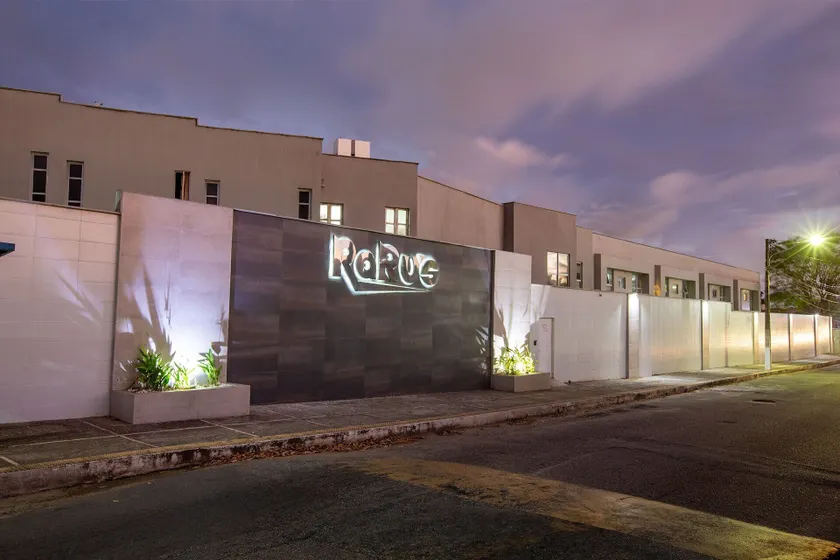 Raru's Motel Cidade Jardim (Adult Only) - Image 1