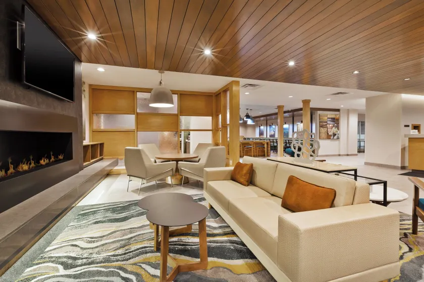 Fairfield Inn & Suites by Marriott Kalamazoo - Image 1