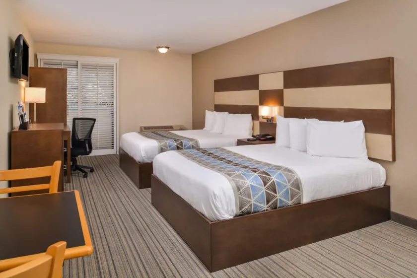 Good Living Inn - Image 1