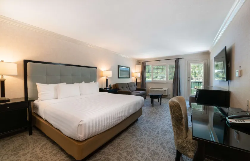 Prestige Lakeside Resort, WorldHotels Elite - Image 1