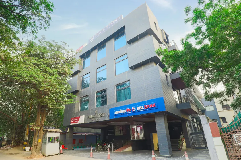 Hotel Bluestone Nehru Place by The Cosy Hotels - Image 1
