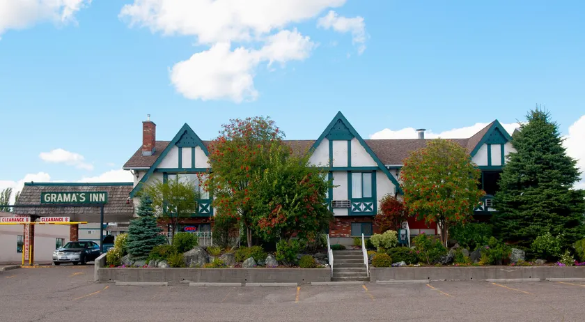 Grama's Inn - Image 1