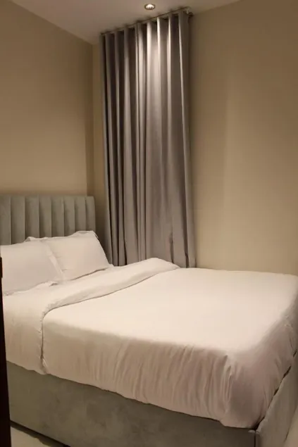 Elite One-Bedroom Apt AlRimal-4 - Room