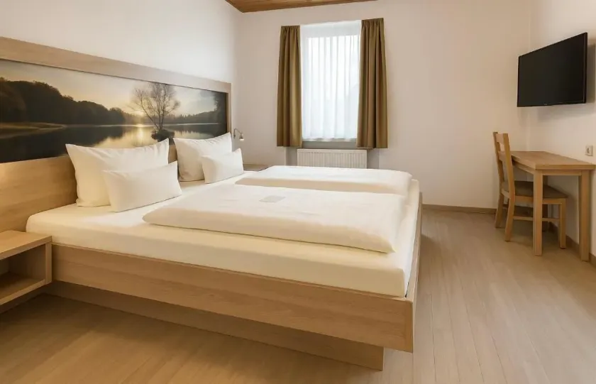 Haven Hotels - Bochum - Image 1