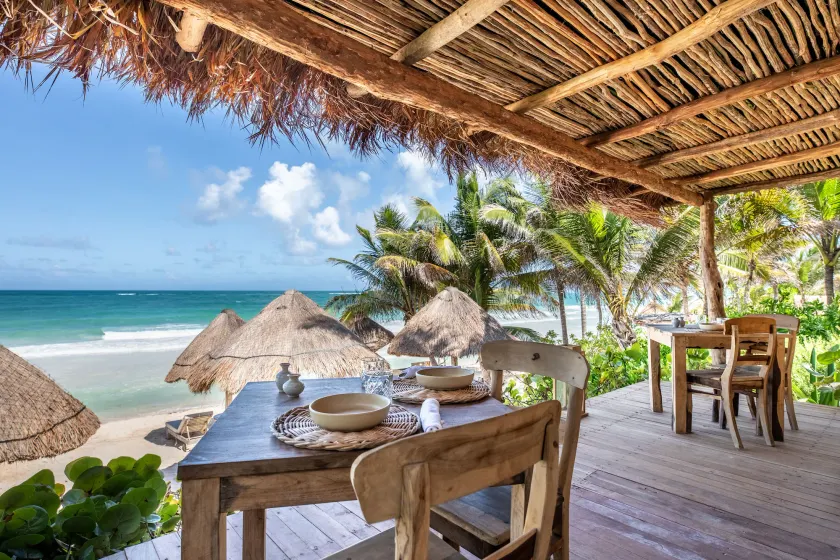 Encantada Beachfront Boutique Hotel - Image 1