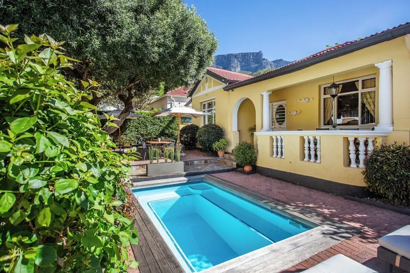 Tom's Guest House - Image 1