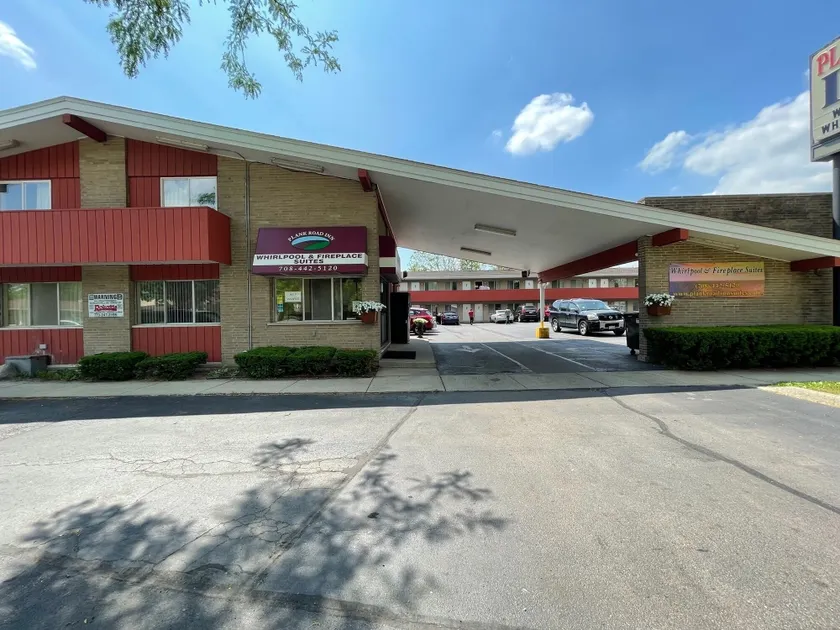 VIBE INN - WHIRLPOOLS SUITES - Lyons - Image 1