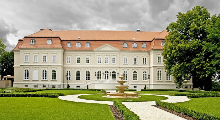 La Contessa Castle Hotel - Image 1