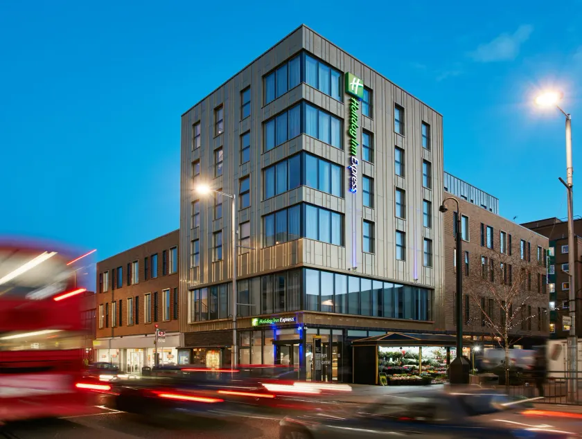 Holiday Inn Express London-Ealing by IHG - Image 1