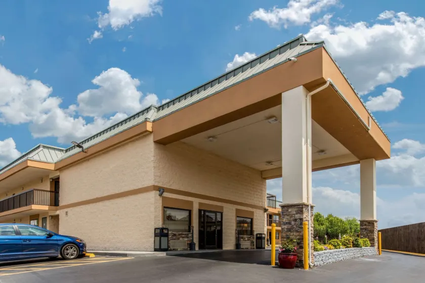 Quality Inn Kingston Springs - Image 1