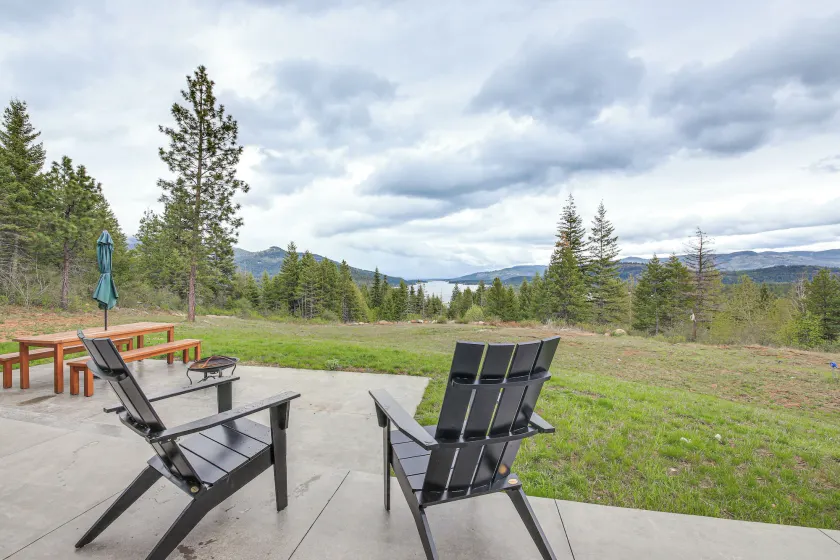 Luxe Mtn-view Escape 5 Mi to Dtwn Priest River! - Image 1