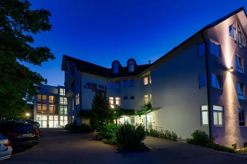 Albhotel Fortuna - Image 1