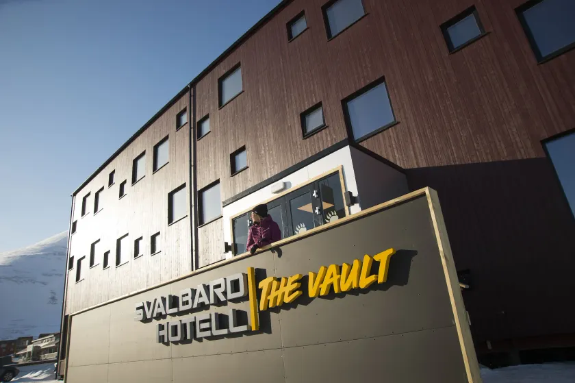 Svalbard Hotell | The Vault - Image 1