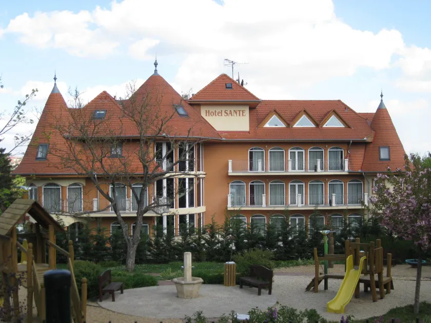 SANTE Hévíz - Image 1