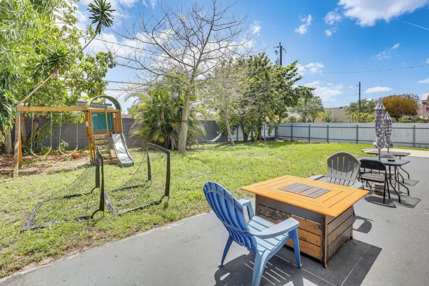 Group Hub w/ Game Room! 4 Mi to Hard Rock Stadium - Image 1
