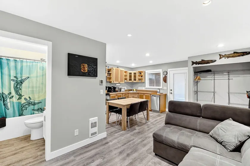 Chims Cabins - Port Alberni - Image 1