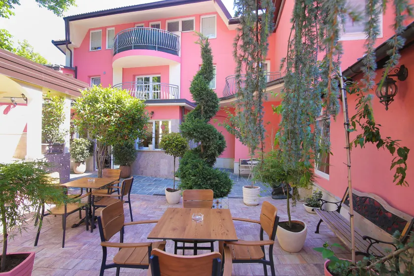 Boutique Hotel Asteria - Image 1