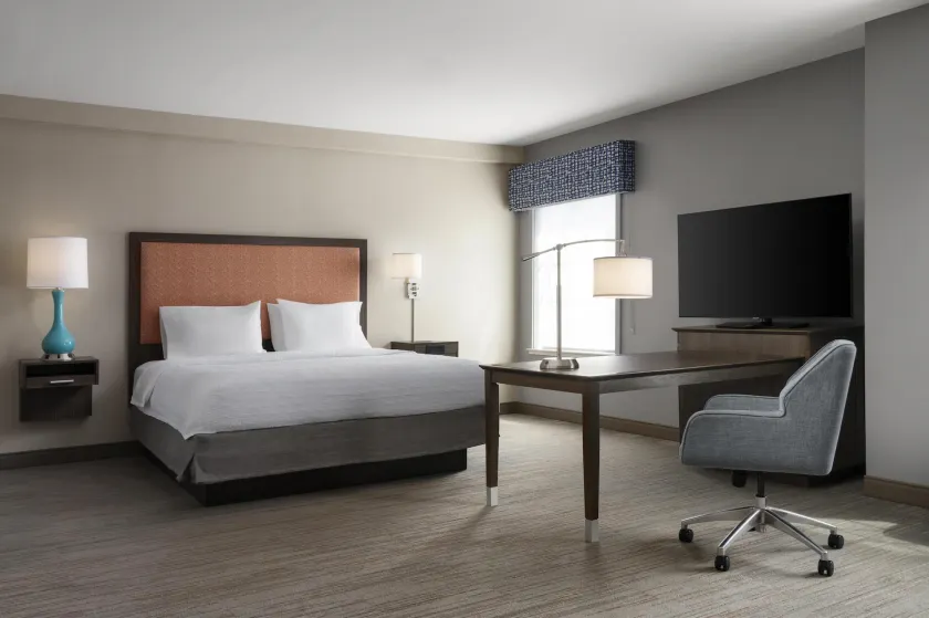 Hampton Inn & Suites Yonkers - Westchester - Image 1