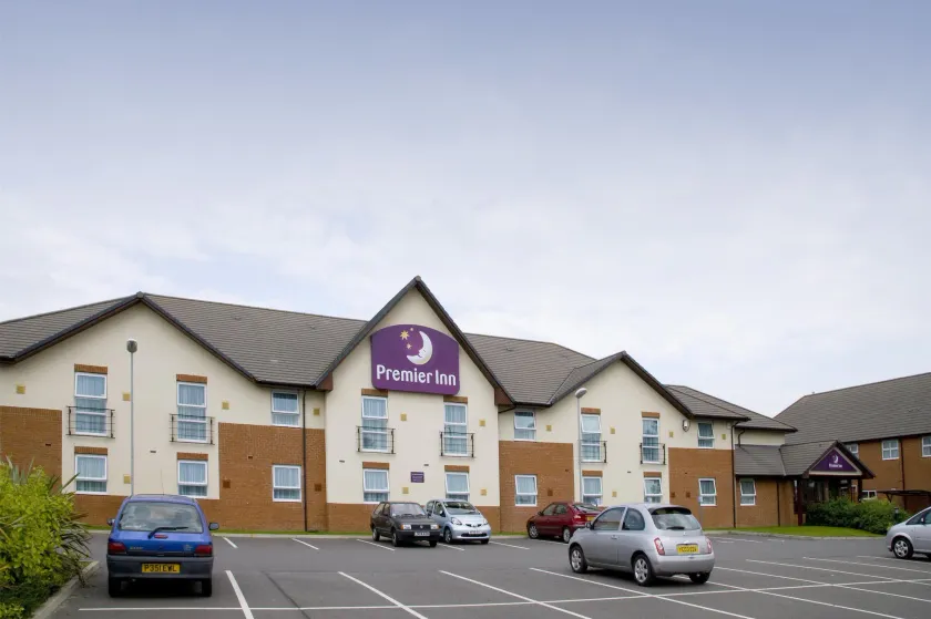 Premier Inn Norwich Airport - Image 1