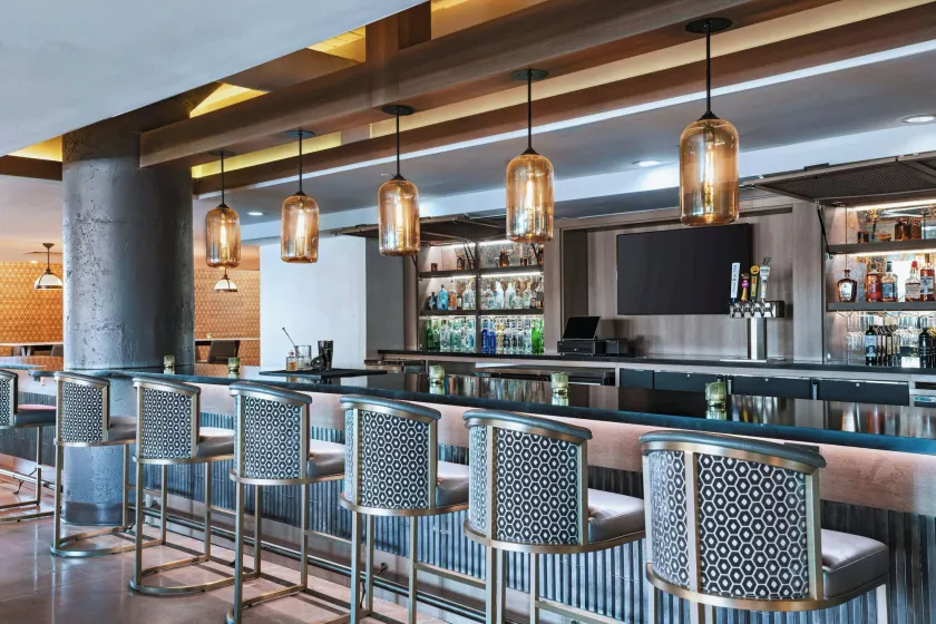 Fairfield Inn & Suites by Marriott Dallas Downtown - Image 1