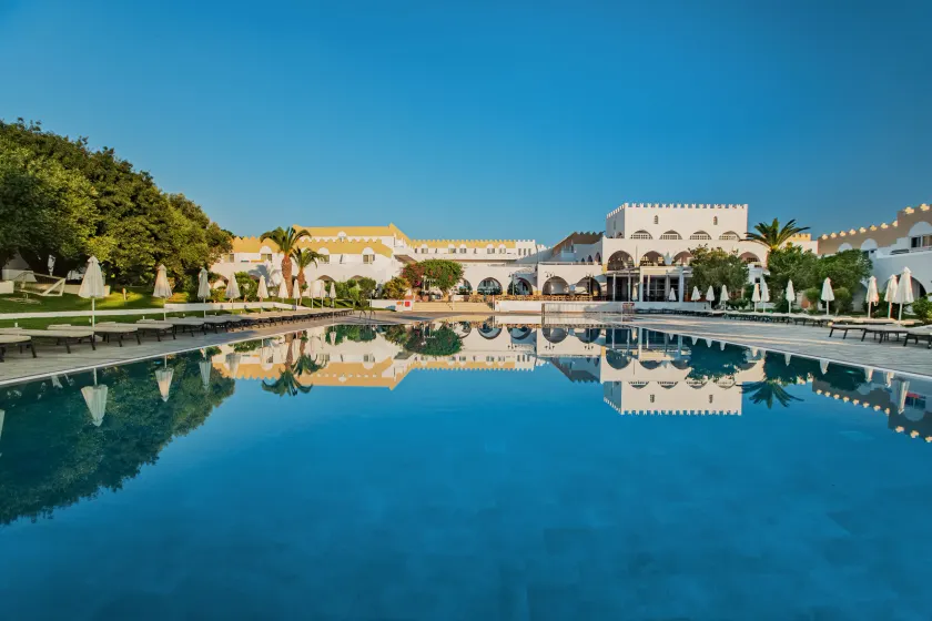 Platanista Hotel - Image 1