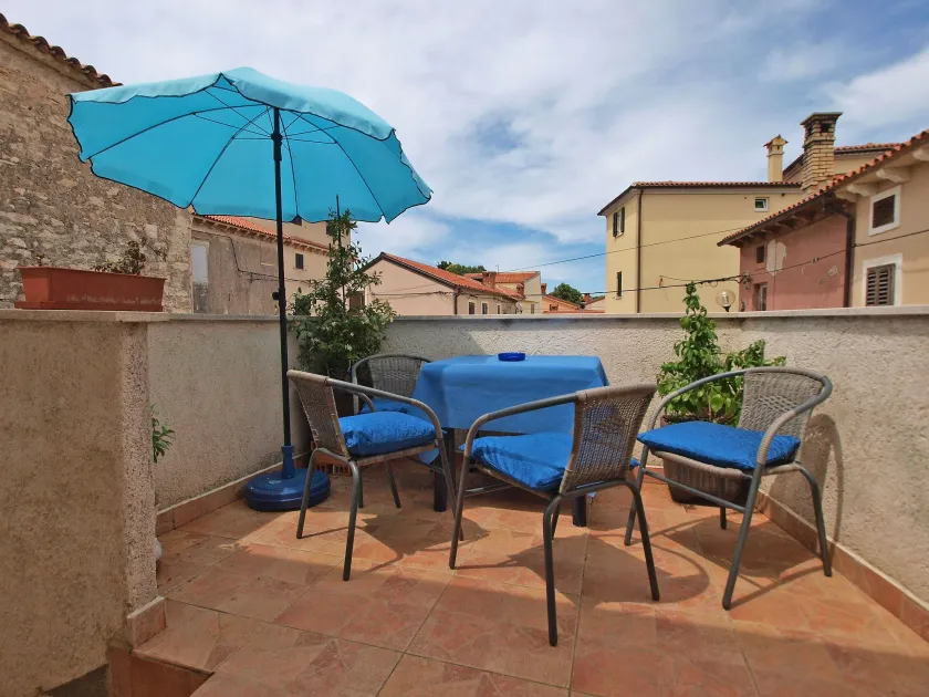 Apartment 256 - Image 1