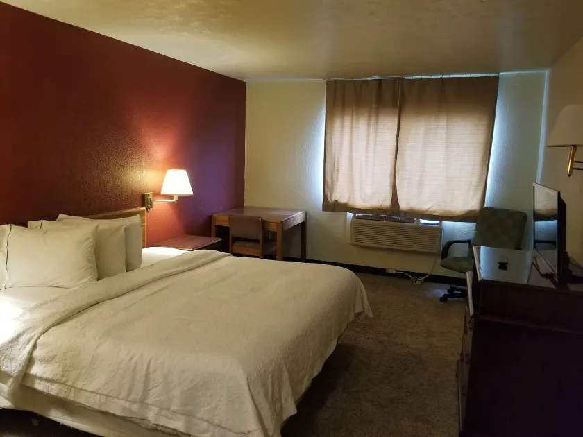 Fort Wayne Inn - Image 1