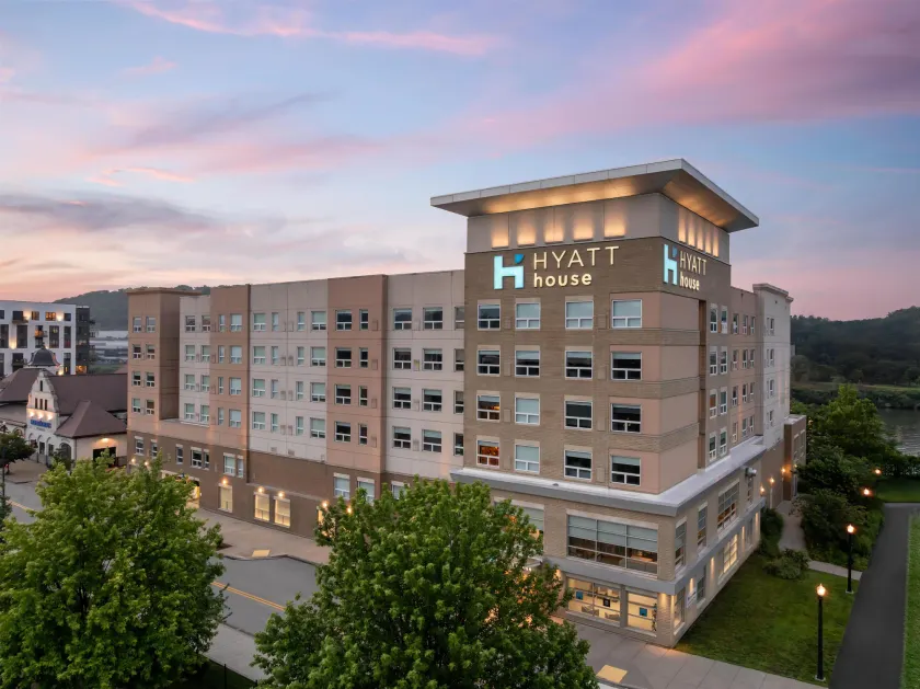 Hyatt House Pittsburgh-South Side - Image 1