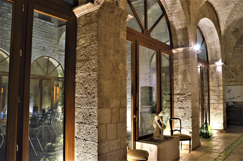 S. Martin Hotel - Image 1