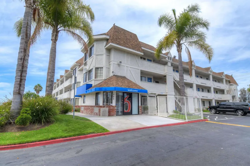 Motel 6-Chula Vista, CA - San Diego - Image 1