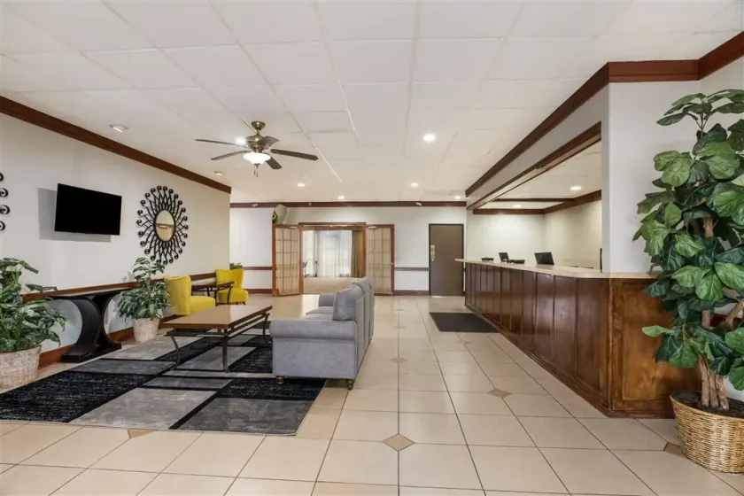 Alice Western Inn - Lobby
