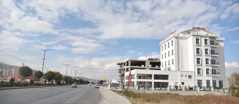 Sozturk Otel - Image 1