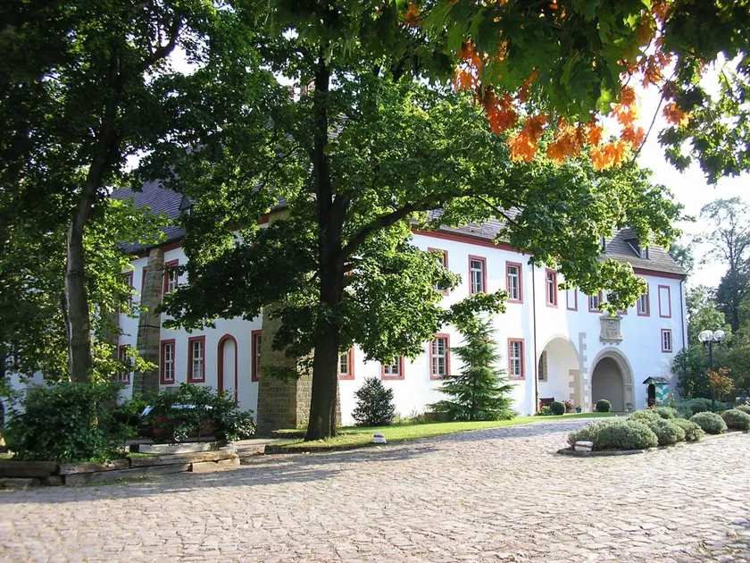 Schloß Triestewitz - Image 1