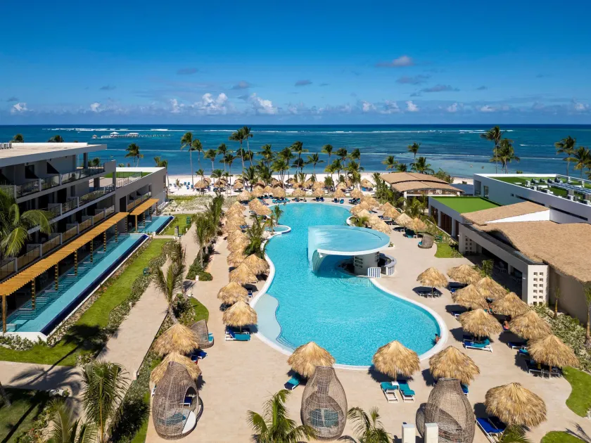 Serenade All Suites - Adults Only Resort - Image 1