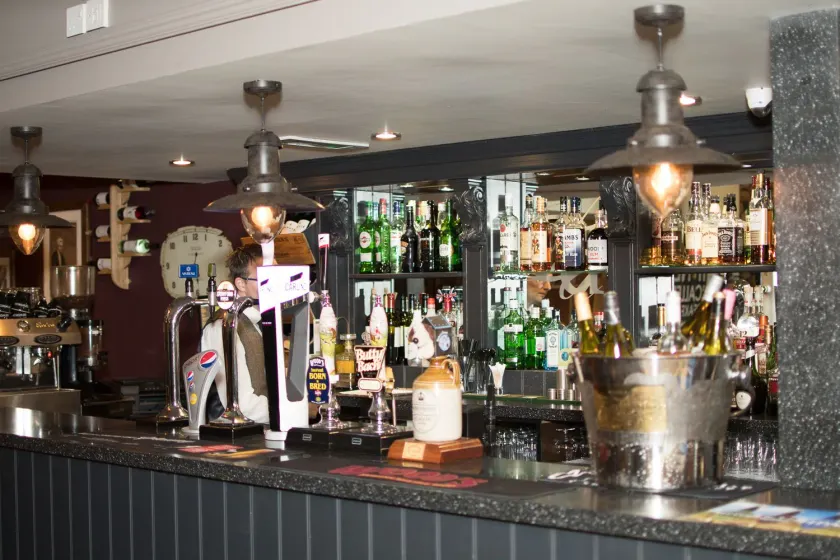 The Dewdrop Inn - Image 1
