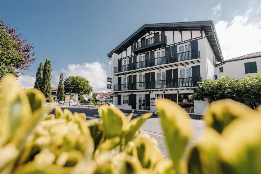 Hotel Trinquet - Image 1