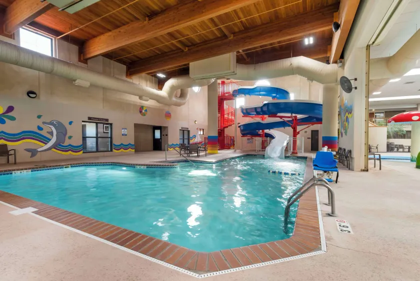 Best Western Plus Ramkota Hotel - Image 1