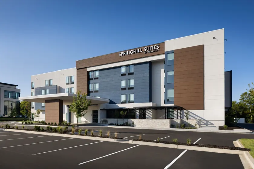 SpringHill Suites by Marriott Bowling Green - Image 1