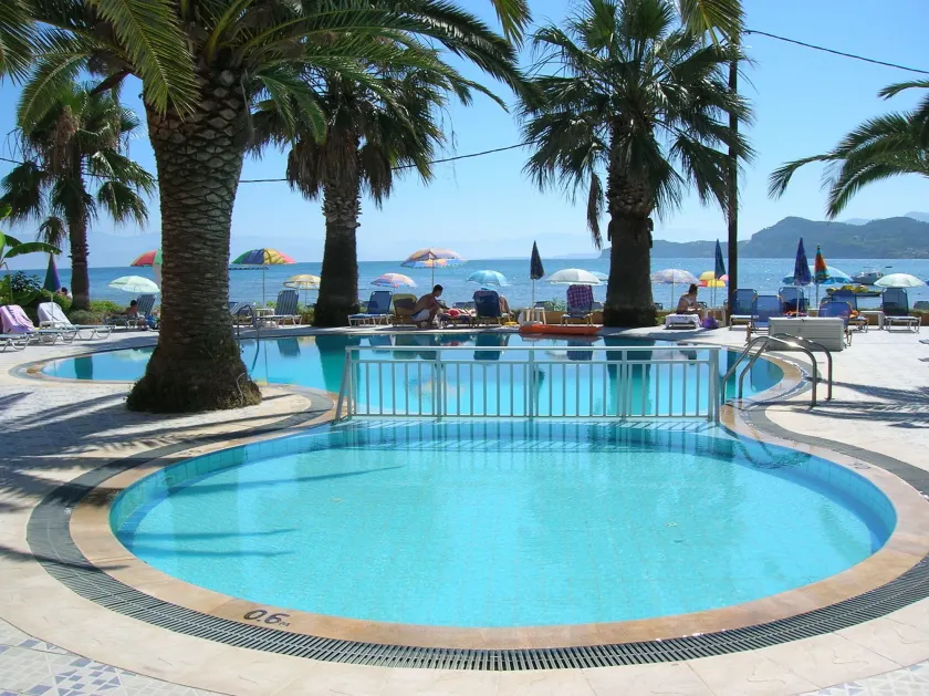 Maria's Beach Hotel - Image 1