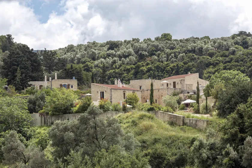 Kapsaliana Village Hotel - Image 1