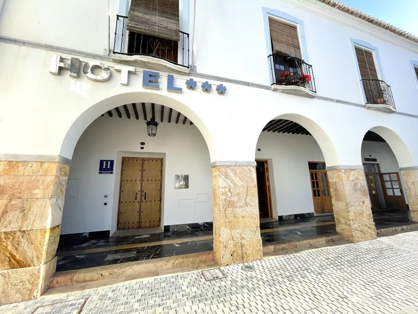 Hotel Don Miguel Plaza - Image 1