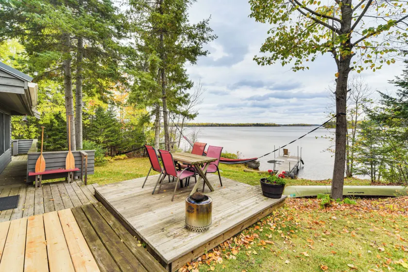 Private Peninsula! Modern-rustic Fall Lake Cabin - Image 1