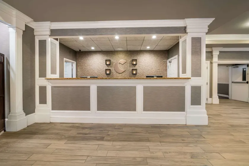 Comfort Inn & Suites Plattsburgh - Morrisonville - Image 1