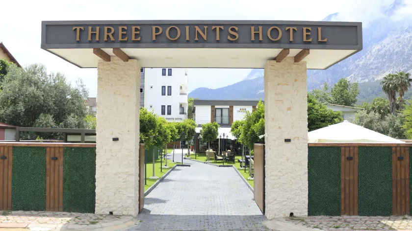 Three Points Hotel - Image 1