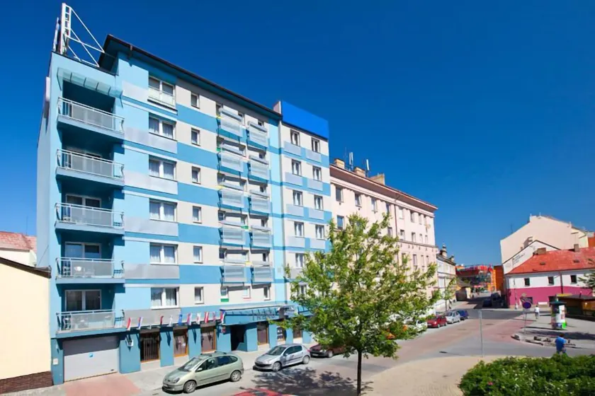 Hotel Trend - Image 1