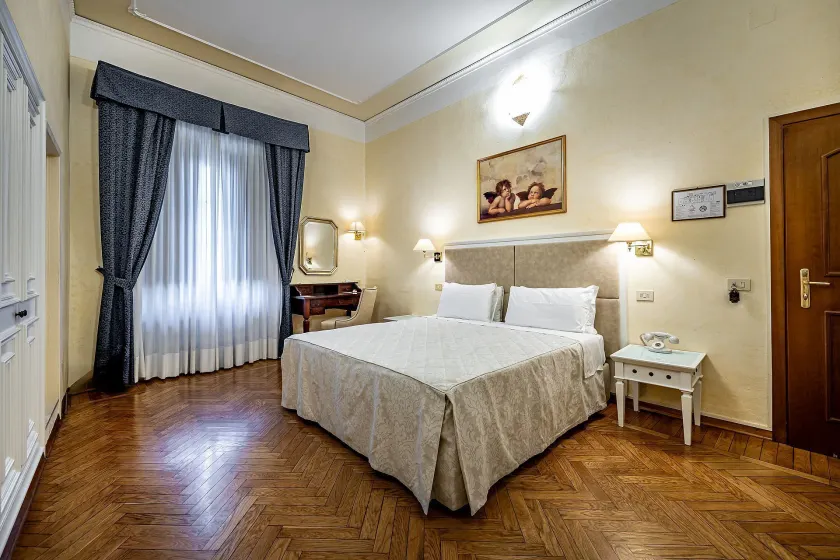 Hotel Alessandra - Image 1
