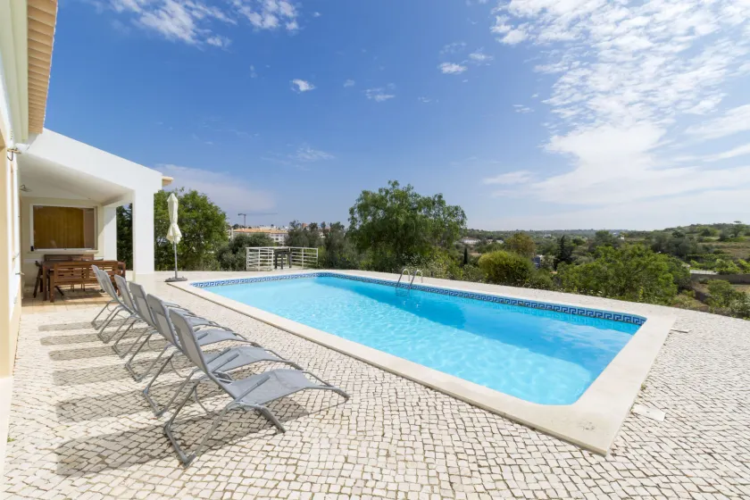 Villas2Go2 Sidney - Image 1