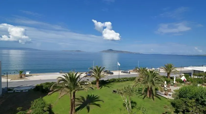 Limira Mare Hotel - Image 1